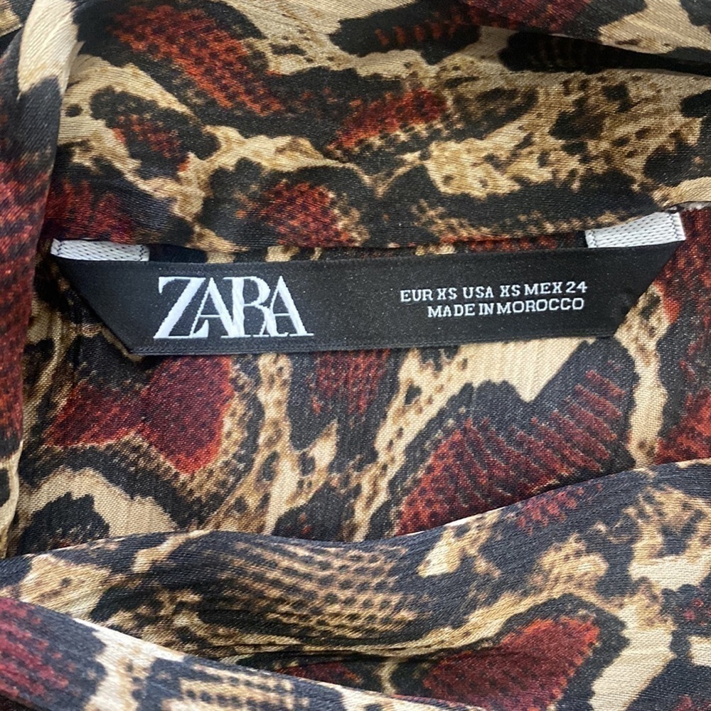 ZARA Animal Print Flowy V-Neck with Neck Tie - Picture 15 of 15